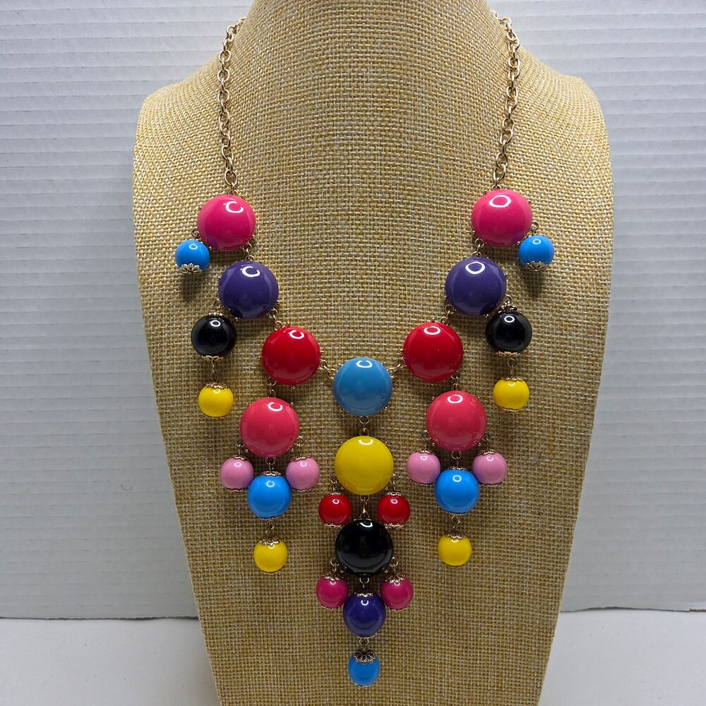 Vibrant Eye Catching Iman Bubblegum Beaded Bib Statement Necklace Jewelry